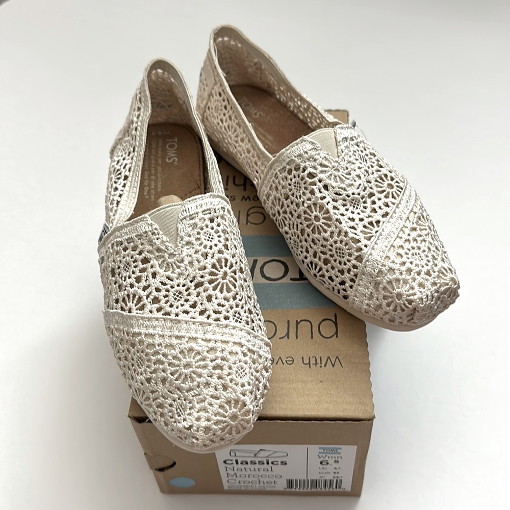 NIB Toms shoes.